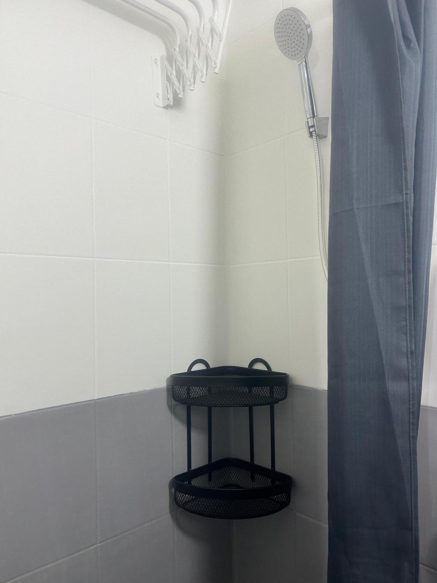 Almatyda На Басенова Apartment Bagian luar foto