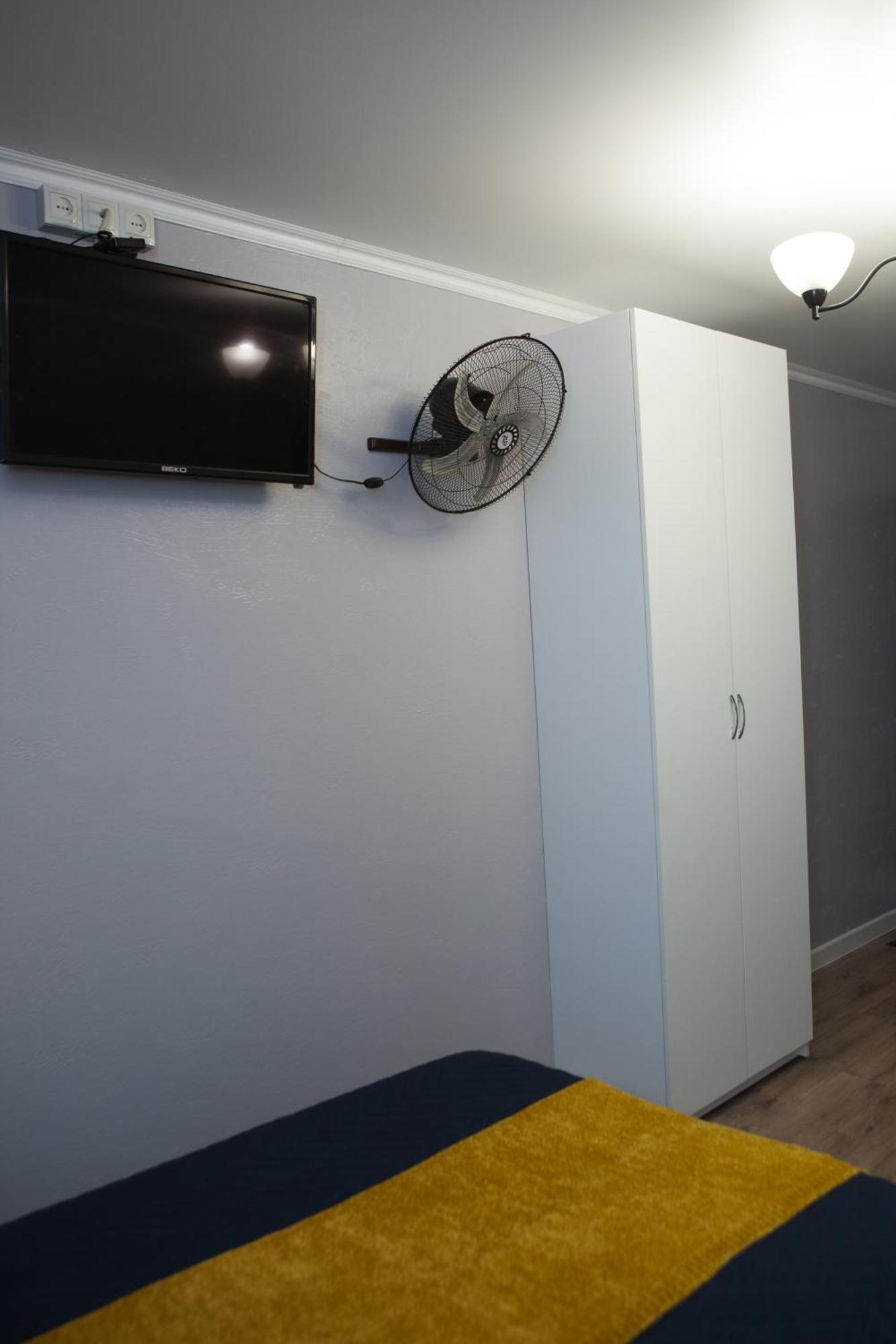 Almatyda На Басенова Apartment Ruang foto
