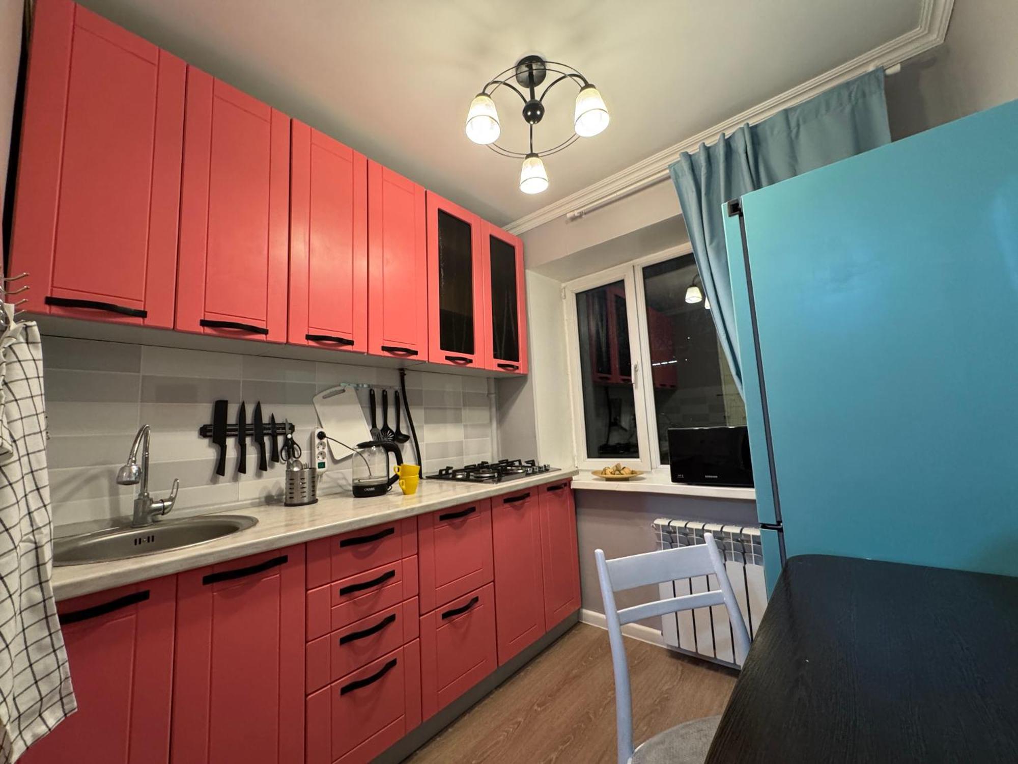 Almatyda На Басенова Apartment Ruang foto